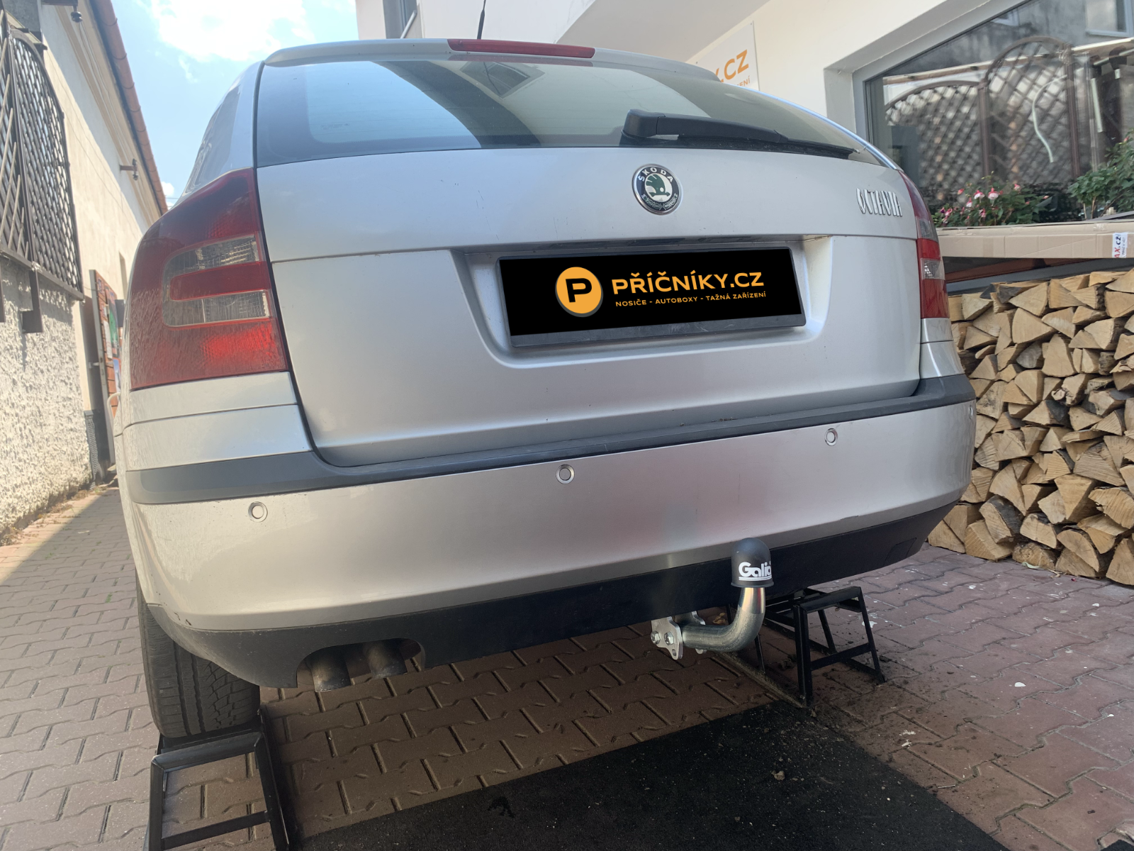 Pevné tažné zařízení GALIA pro vozidlo ŠKODA Octavia II kombi