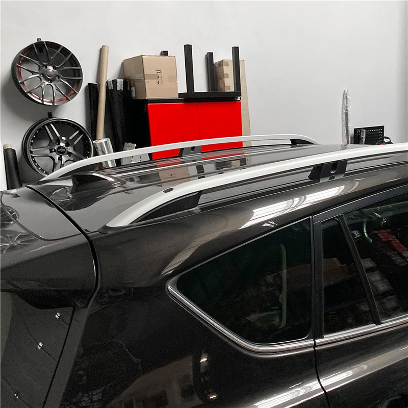 Podélné nosiče stříbrné Toyota RAV4, r.v. 2013-2018